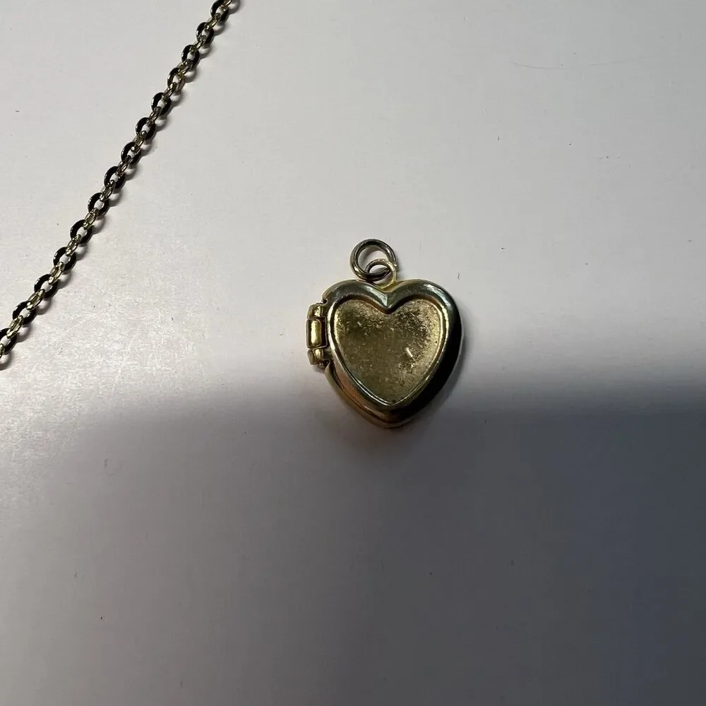 Vintage 1995 Danbury Mint Angel Pendant Necklace 17